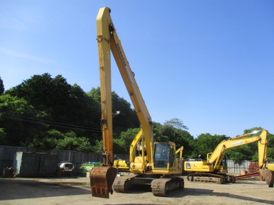 ขายรถขุด KOMATSU PC200LC-8 บูม 15 เมตร นำเข้าเองจากญี่ปุ่น สภาพสวยพร้อมใช้ ถึงเร็วๆนี้ครับ