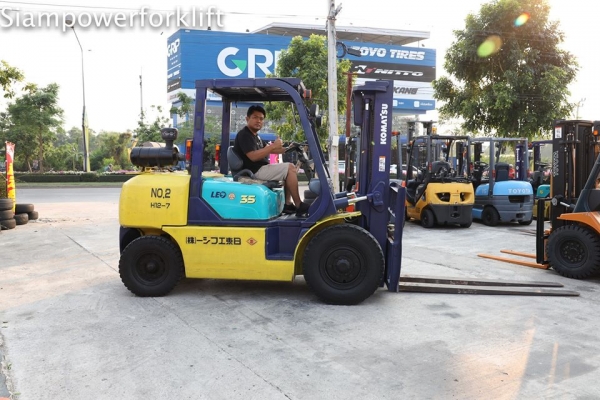 Komatsu FD35T-7 เกียร์ออโต้ ขนาดยก3.5ตัน เสาสูง3เมตร เครื่องยนต์ดีเซล