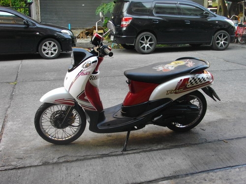 ขาย Yamaha Fino Sport ไมล์แยก สวยเท่ห์ เครื่องเยี่ยม ราคา 18500 บาท