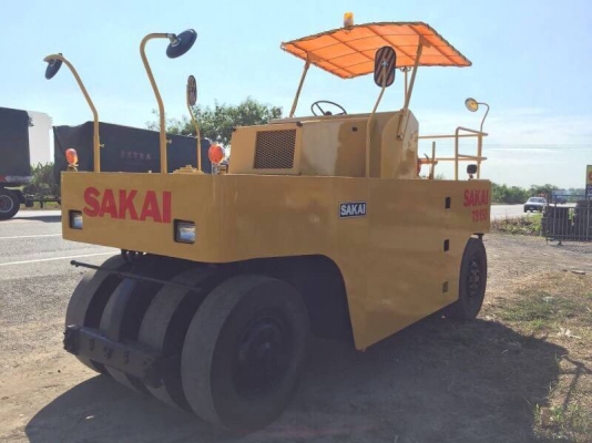 รถบดล้อยาง9ล้อ SAKAI TS150 พวงมาลัยเพาวเวอร ระบบน้ำครบ เอกสารเล่มทะเบียน พร้อมลงงาน.. รถบดล้อยาง9ล้อ SAKAI TS150 พวงมาลัยเพาวเวอร ระบบน้ำครบ เอกสารเล่มทะเบียน พร้อมลงงาน..