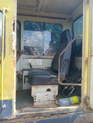 KOMATSU PC60-2 ตัวเดินรุ่น1 แอร์เย็น สภาพพร้อมใช้