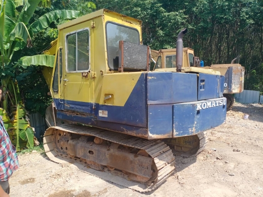 KOMATSU PC60-2 ตัวเดินรุ่น1 แอร์เย็น สภาพพร้อมใช้