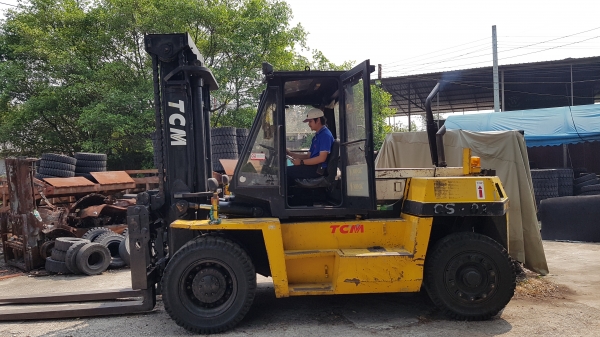 ขายรถยกโฟล์คลิฟท์ TCM ขนาด 11.5 ตัน เสาสูง 3 เมตร ติดตั้งอุปกรณ์พิเศษไซด์ชิฟ (รถนอก ) แท้ค่ะ 084-459-1695 เหมี๋ยว