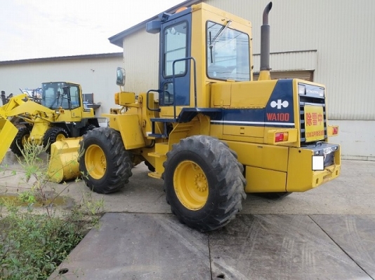 ขายรถตักล้อยาง KOMATSU WA100-1 นำเข้าเองจากญี่ปุ่น สภาพสวยพร้อมใช้ ถึงเร็วๆนี้ครับ ขายรถตักล้อยาง KOMATSU WA100-1 นำเข้าเองจากญี่ปุ่น สภาพสวยพร้อมใช้ ถึงเร็วๆนี้ครับ