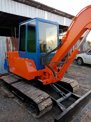 ขายรถขุดเล็ก komatsu pc 40-6 ขายรถขุดเล็ก komatsu pc 40-6