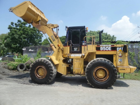 ขายรถตัก CAT950E 65R4897 สภาพพร้อมใช้งาน เอกสารใบแจ้งจำหน่ายห้างเมโทร