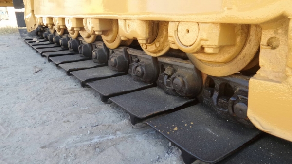 รถแทรคเตอร์ Cat d4h SERIES2 รถพร้อมใช้งาน