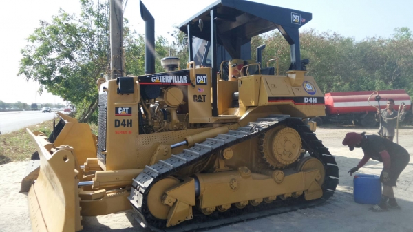 รถแทรคเตอร์ Cat d4h SERIES2 รถพร้อมใช้งาน