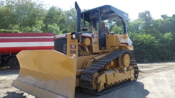 รถแทรคเตอร์ Cat d4h SERIES2 รถพร้อมใช้งาน