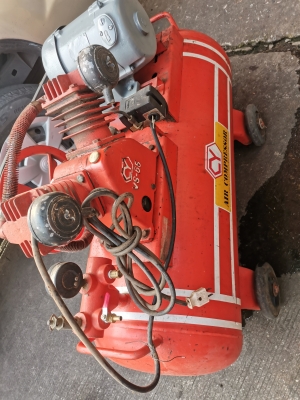 ขาย!! ปั้มลม.CY.ขนาด1แรง.. ถัง96ลิตร..พร้อมใช้ ขาย!! ปั้มลม.CY.ขนาด1แรง.. ถัง96ลิตร..พร้อมใช้