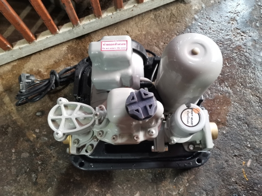 ขาย!! ปั้มน้ำแรงดันคงที่.ฮิตาชิ.ขนาด300w.พร้อมใช้งาน