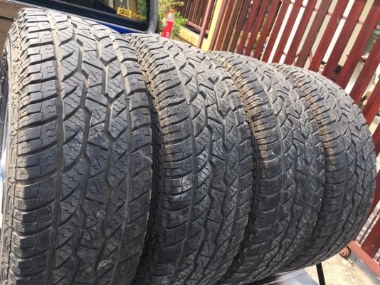 ขาย Maxxis Barvo AT700 235/70/15ปี2817 แก้มขาวๆ ดอกยางหนาๆ โทร0879050181.ส่งได้ครับ ขาย Maxxis Barvo AT700 235/70/15ปี2817 แก้มขาวๆ ดอกยางหนาๆ โทร0879050181.ส่งได้ครับ
