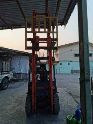 รถยกฟอร์คลิฟต์