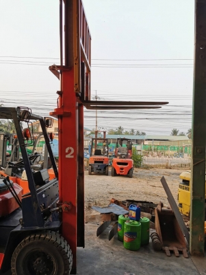 รถยกฟอร์คลิฟต์ รถยกฟอร์คลิฟต์