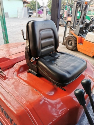 รถยกฟอร์คลิฟต์ รถยกฟอร์คลิฟต์