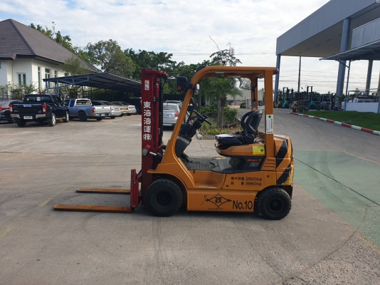 ขายรถโฟล์คลิฟท์โตโยต้ารุ่น7ขนาด2.5ตัน ไฟฟ้านั่งขับ