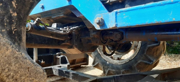 ขาย!! &gt;&gt;&gt; รถไถ Ford Newholland 6640 พร้อมใช้งาน เล่มทะเบียนครบๆ &lt;&lt;&lt; เบอร์ติดต่อ 09