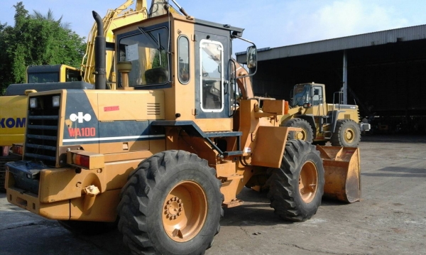 รถตักล้อยาง WA 100-1 รถตักล้อยาง WA 100-1