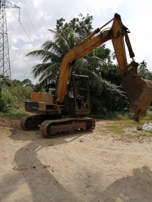 ขาย KOMATSU PC60-5 สภาพรถพร้อมใช้งานราคาต่อรองได้
