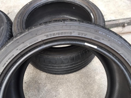 ขายยาง Bridgestone Potenza Re050a-หน้า245/40/18&gt;หลัง265/35/18 สนใจโทร0879050181.จัดส่งได้ทั่วไทย
