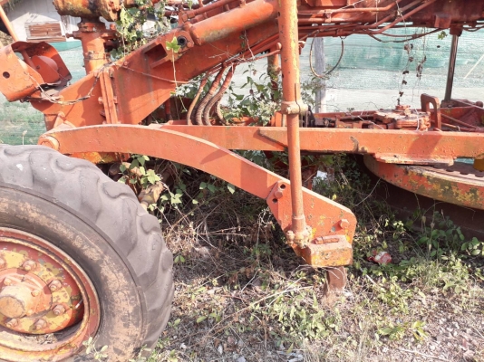 รถเกรดเดอร์ KOMATSU GD 313H