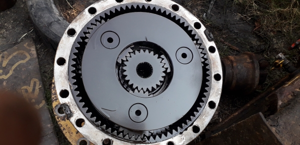 ขายครับ อะไหล่ CAT320 โป๊ะสวิง แพรคอนโทน หัวเก๋ง หม้อน้ำออย