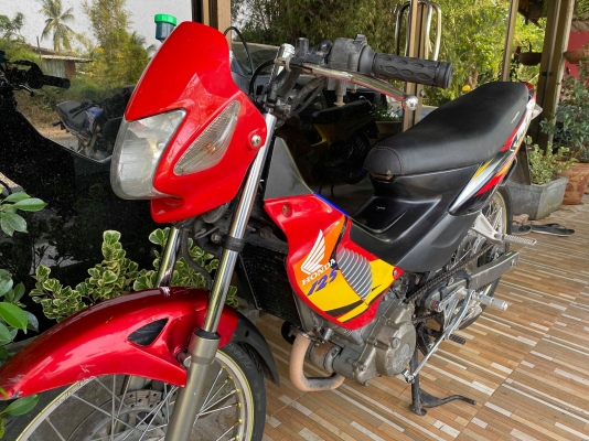 ขาย Sonic125 สตาร์ทมือสภาพสวยๆ พร้อมใช้ ทะเบียนโอนภาษี62 ขายถูกๆ