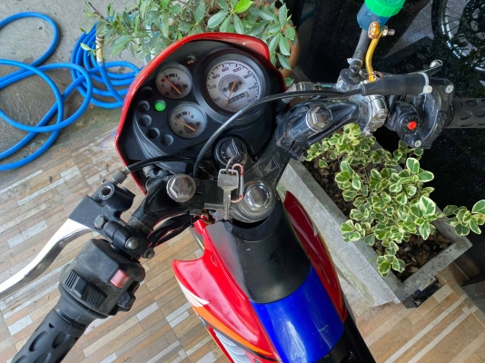 ขาย Sonic125 สตาร์ทมือสภาพสวยๆ พร้อมใช้ ทะเบียนโอนภาษี62 ขายถูกๆ