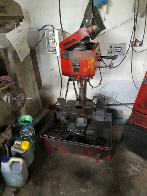 ขายเครื่องขัดกับเครื่องคว้านมอเตอร์ไซด์ไฟบ้านพร้อมใช้อุปกรณ์ครบ