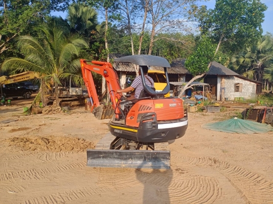 ขาย KUBOTA KX91-3 มีเอกสารเล่มทะเบียน สภาพพร้อมใช้งาน