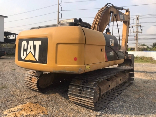 CAT 320 D เล่มทะเบียนไฟฟ้าครบ เครื่องดี ปั้มแรง เอวแน่น ช่วงล่างรอนเลอร์ดี โซ่อ่อน รถพร้อมใช้งานเอกสารพร้อมโอน ขาย 1,050,000   รถอยู่ สระบุรี 064-191-1112