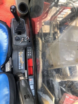 CAT 315 D JAPAN เล่มทะเบียน ไฟฟ้าครบ เครื่องดี ปั้มแรง เอวแน่น ช่วงล่างเต็ม แอร์หนาว รถสวยพร้อมใช้งาน เอกสารพร้อมโอน ขาย 950,000  รถอยู่ นครสวรรค์ 064-191-1112