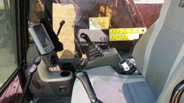 CAT 320 D2 CTDN เอกสารเล่มทะเบียน ทำงาน 9,000 ชม. ไฟฟ้าครบ เครื่องดี ปั๊มแรง เอวแน่น ช่วงล่างเต็ม รถสวยพร้อมใช้งาน เอกสารพร้อมโอน ขาย 1,850,000 รถอยู่ สระบุรี 064-191-1112