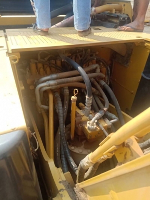 CAT 320 D2 CTDN เอกสารเล่มทะเบียน ทำงาน 9,000 ชม. ไฟฟ้าครบ เครื่องดี ปั๊มแรง เอวแน่น ช่วงล่างเต็ม รถสวยพร้อมใช้งาน เอกสารพร้อมโอน ขาย 1,850,000 รถอยู่ สระบุรี 064-191-1112