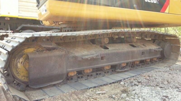 CAT 320 D2 CTDN เอกสารเล่มทะเบียน ทำงาน 9,000 ชม. ไฟฟ้าครบ เครื่องดี ปั๊มแรง เอวแน่น ช่วงล่างเต็ม รถสวยพร้อมใช้งาน เอกสารพร้อมโอน ขาย 1,850,000 รถอยู่ สระบุรี 064-191-1112