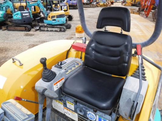 ขายรถขุด Kubota คูโบต้า U-40-5 รุ่นใหม่ (เทียบ MR-3) รถสวย ไม่ผ่านการใช้งานในไทย นำเข้าเองโดยตรง โทร 081-8581834 แบงค์