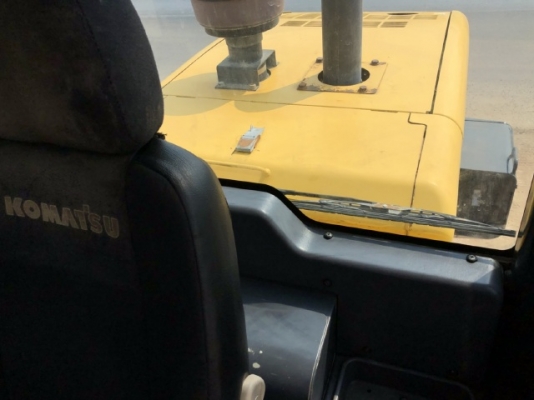 ขายรถตักล้อยาง KOMATSU WA270-5 นำเข้าเองจากญี่ปุ่น สภาพสวยพร้อมใช้งาน มีVDOการทำงานครับ