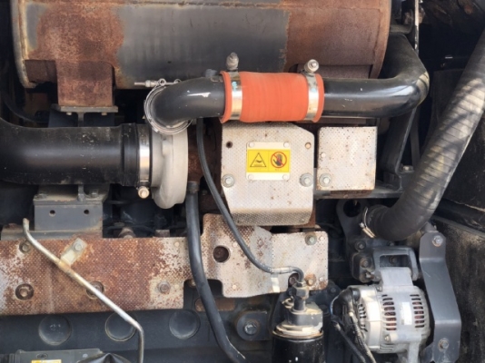 ขายรถตักล้อยาง KOMATSU WA270-5 นำเข้าเองจากญี่ปุ่น สภาพสวยพร้อมใช้งาน มีVDOการทำงานครับ