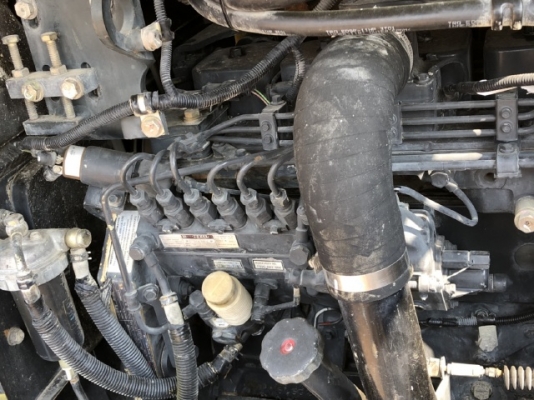 ขายรถตักล้อยาง KOMATSU WA270-5 นำเข้าเองจากญี่ปุ่น สภาพสวยพร้อมใช้งาน มีVDOการทำงานครับ