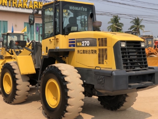 ขายรถตักล้อยาง KOMATSU WA270-5 นำเข้าเองจากญี่ปุ่น สภาพสวยพร้อมใช้งาน มีVDOการทำงานครับ