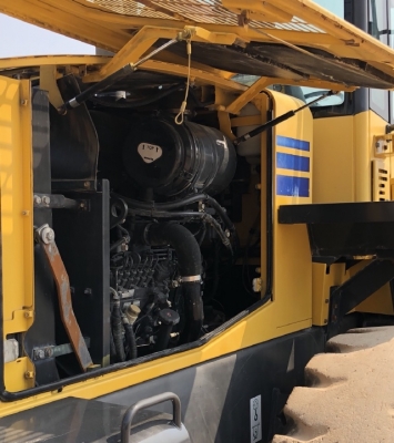 ขายรถตักล้อยาง KOMATSU WA270-5 นำเข้าเองจากญี่ปุ่น สภาพสวยพร้อมใช้งาน มีVDOการทำงานครับ