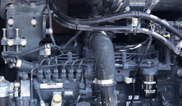 ขายรถตักล้อยาง KOMATSU WA270-5 นำเข้าเองจากญี่ปุ่น สภาพสวยพร้อมใช้งาน มีVDOการทำงานครับ