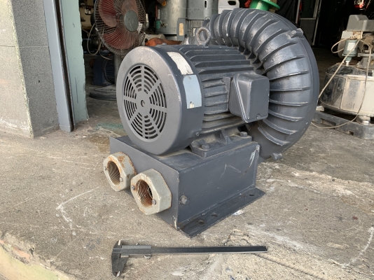 ขายริงโบวเวอร์ดูด-เป่าอากาศ Hitachi 3HP. 380V made in Japan สภาพสวย หมุนนิ่ม ลมแรงมาก ขนาดท่อ 2นิ้ว พร้อมใช้งาน