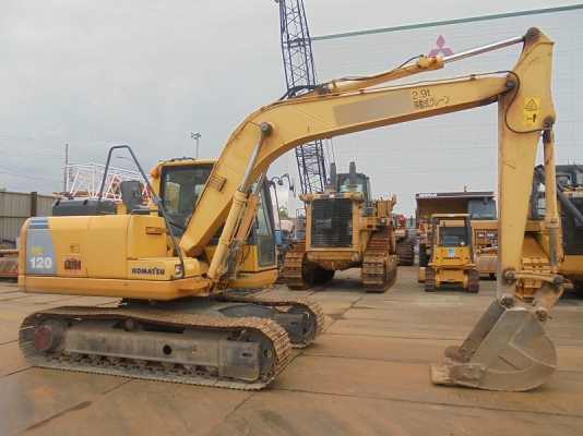 ขายรถขุดนำเข้าจากประเทศญี่ปุ่น komatsu pc120-8 สนใจติดต่อสอบถาม 0923309229 อีด