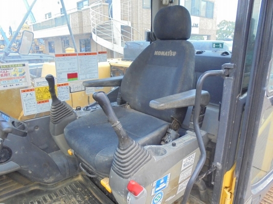 ขายรถขุดนำเข้าจากประเทศญี่ปุ่น komatsu pc120-8 สนใจติดต่อสอบถาม 0923309229 อีด