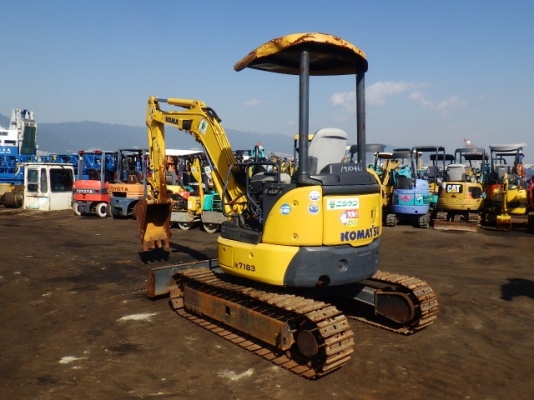 ขายรถขุดนำเข้าจากประเทศญี่ปุ่น komatsu pc30mr-3 สนใจติดต่อสอบถาม 0923309229 อีด