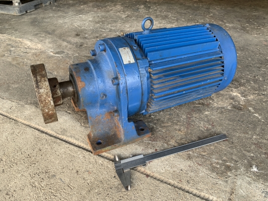 ขายมอเตอร์เกียร์ Cycro drive Sumitomo 3HP. 380V อัตราทด 1:11 made in Japan เพลาออกประมาณ 130รอบต่อนาที สภาพสวย หมุนนิ่ม พร้อมใช้งาน
