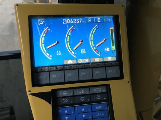 ขาย 130-8 ตัวสุดท้าย จอเหลือง กล้องหลัง 6000 ชม.(PM7000) สนใจติดต่อ 081-4283210 ขาย 130-8 ตัวสุดท้าย จอเหลือง กล้องหลัง 6000 ชม.(PM7000) สนใจติดต่อ 081-4283210