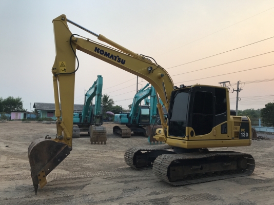 ขาย 130-8 ตัวสุดท้าย จอเหลือง กล้องหลัง 6000 ชม.(PM7000) สนใจติดต่อ 081-4283210 ขาย 130-8 ตัวสุดท้าย จอเหลือง กล้องหลัง 6000 ชม.(PM7000) สนใจติดต่อ 081-4283210