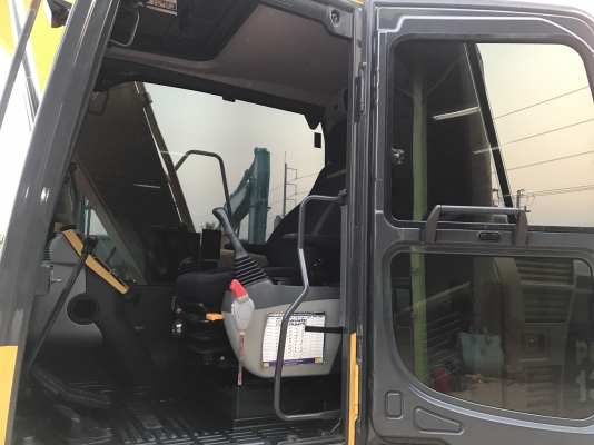 ขาย 130-8 ตัวสุดท้าย จอเหลือง กล้องหลัง 6000 ชม.(PM7000) สนใจติดต่อ 081-4283210 ขาย 130-8 ตัวสุดท้าย จอเหลือง กล้องหลัง 6000 ชม.(PM7000) สนใจติดต่อ 081-4283210